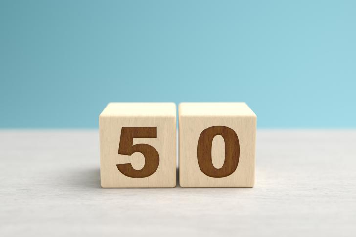 50 sayısı: anlamı ve sembolizmi
